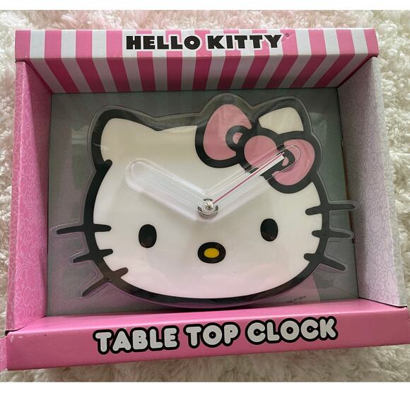 Sanrio Hello Kitty Table Top Analog Clock Pink NEW Pink Bow White - Picture 1 of 9